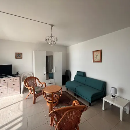 Studio Les Sables-d'olonne, 1 Piece, 2 Personnes - Fr-1-197-559