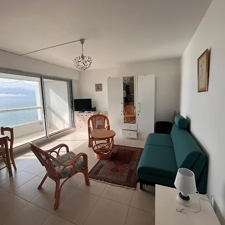 Studio Les Sables-d'olonne, 1 Piece, 2 Personnes - Fr-1-197-559